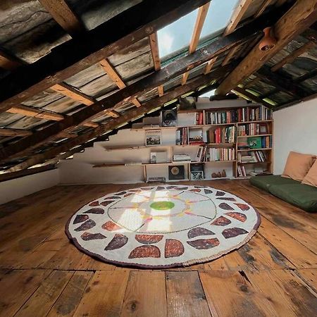 The Attic Library Villa Bir  Exterior photo